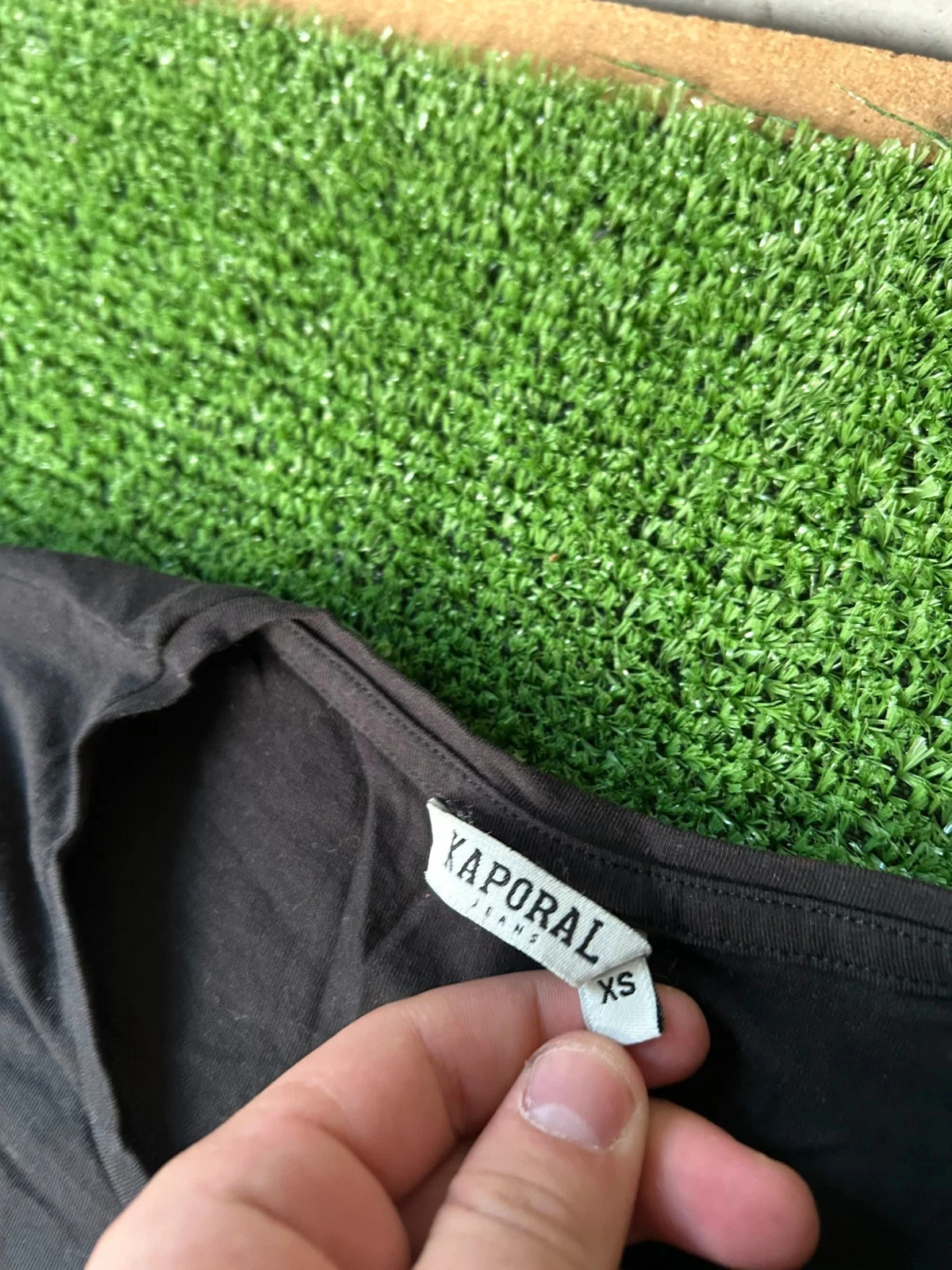 Camiseta negra con estampado Kaporal – photo 5